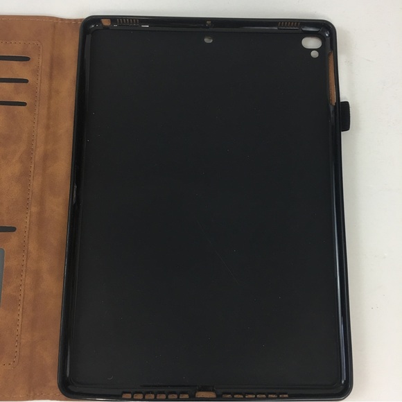 Tablet Device Holder Case embossed leaf print sorrel tan EUC - Picture 6 of 10